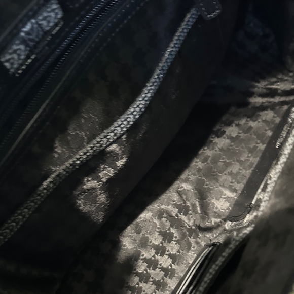 Karl Lagerfeld Paris Large Tote Black Silver Handles and Shoulder Strap - Picture 11 of 13